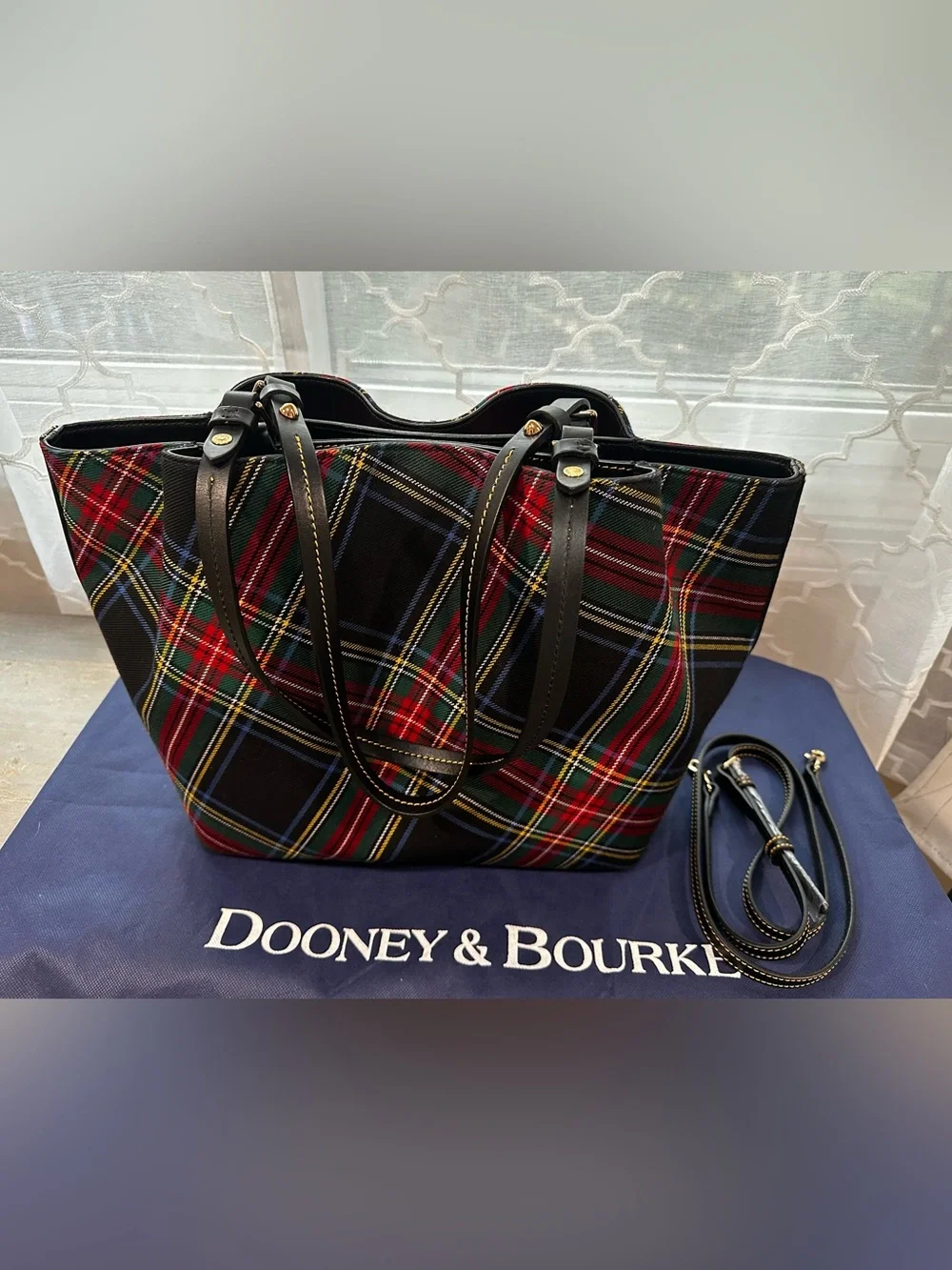Dooney & Bourke Black Tartan Flynn Tote & Matching Wallet Set - Gently Used